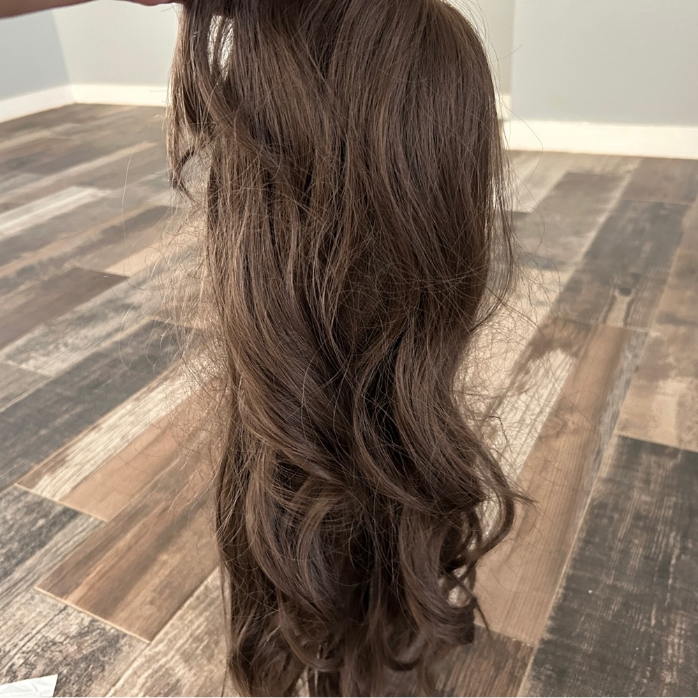 Wig - Picture 2 of 5